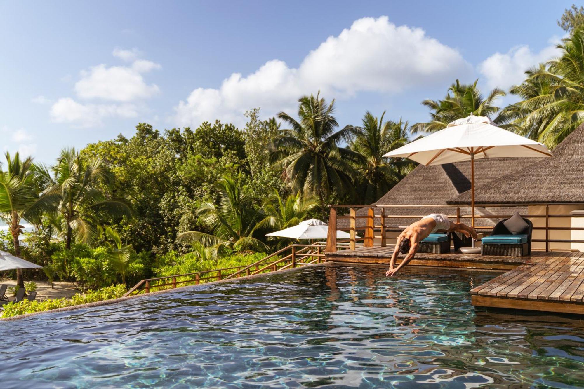 منتجع كونستانس ليمور إدارة آنس الكبرى المظهر الخارجي الصورة The resort's infinity pool