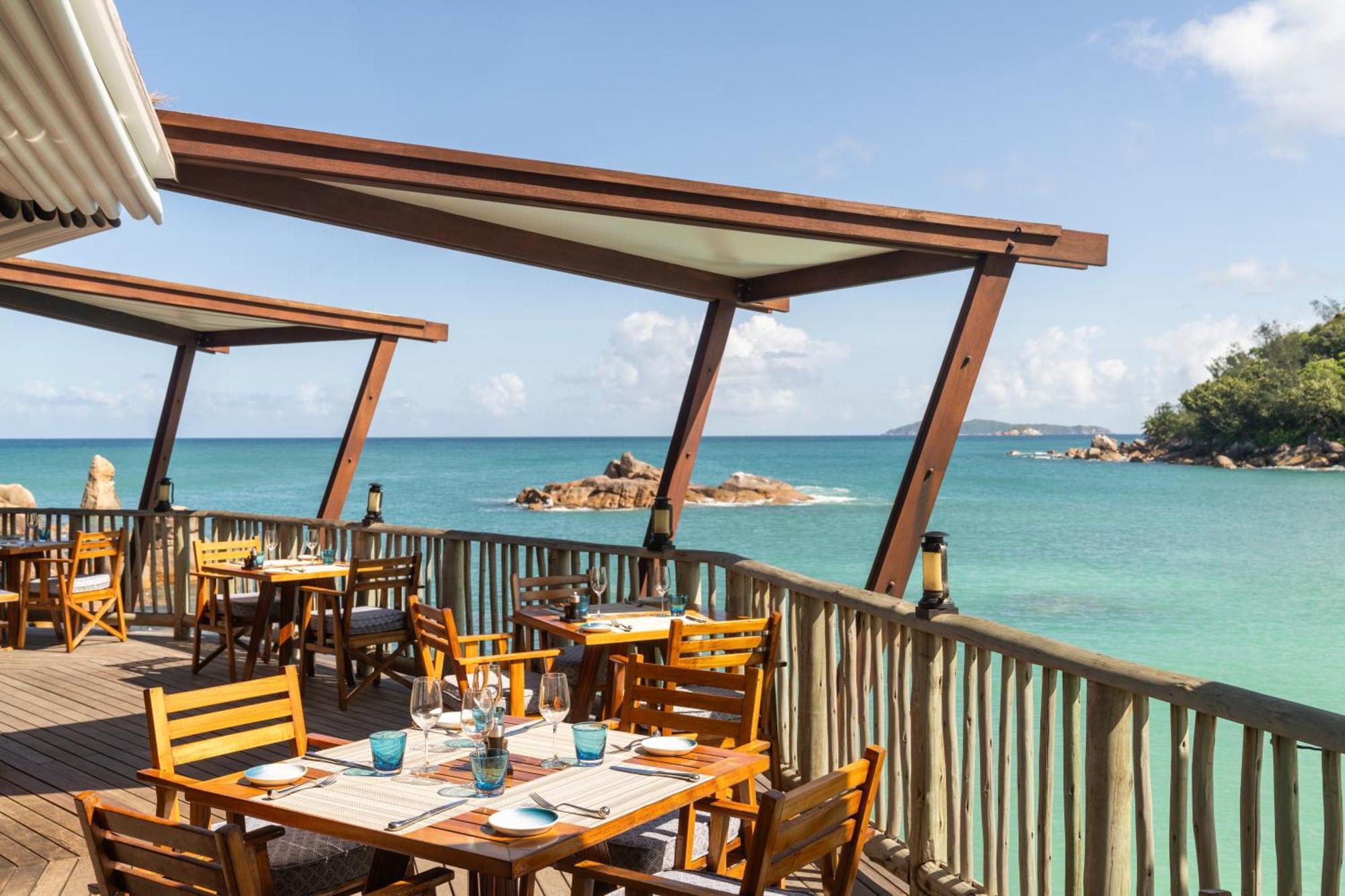 منتجع كونستانس ليمور إدارة آنس الكبرى المظهر الخارجي الصورة The Deck at the Beach Club