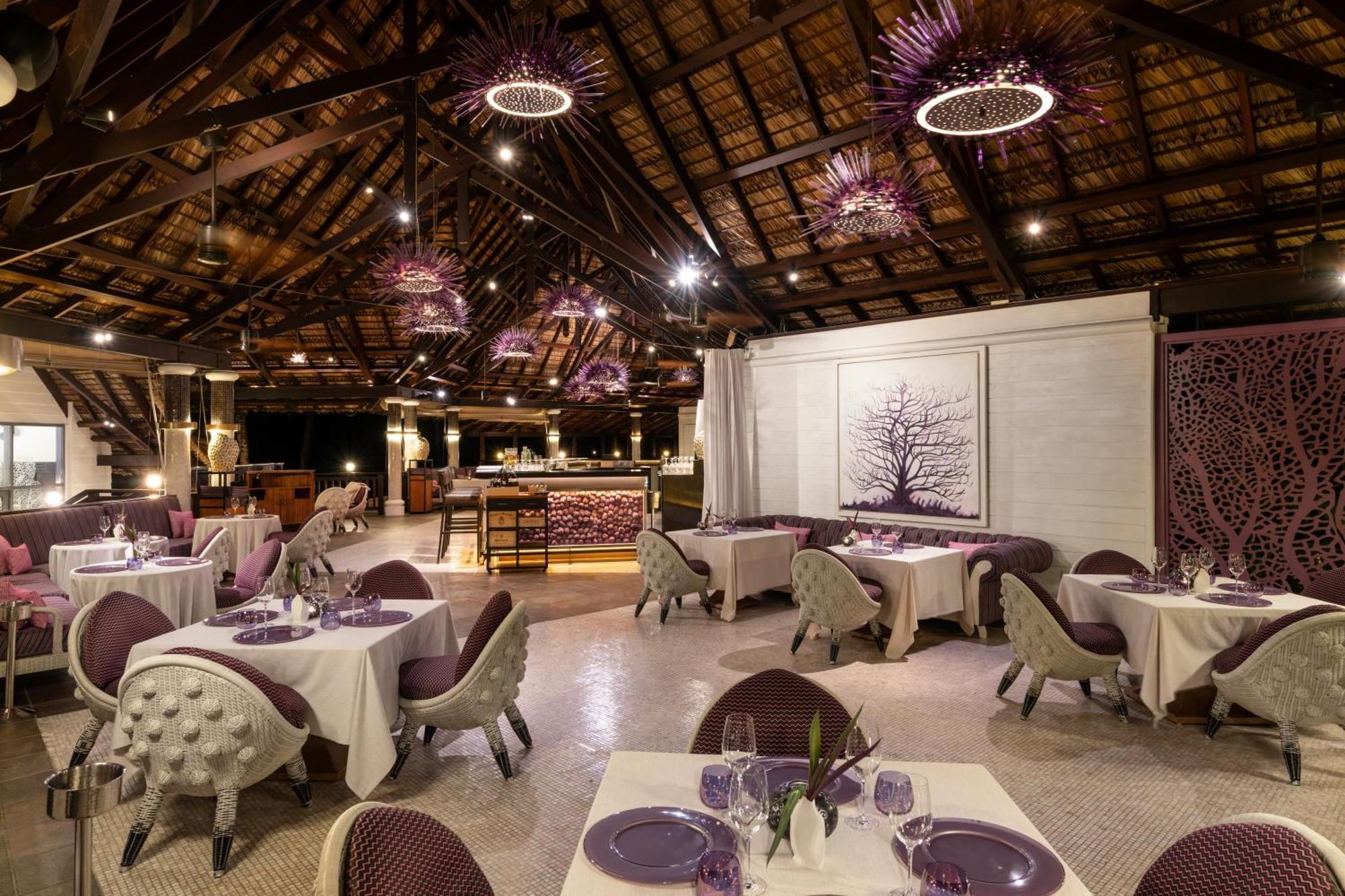 منتجع كونستانس ليمور إدارة آنس الكبرى المظهر الخارجي الصورة The restaurant at the resort