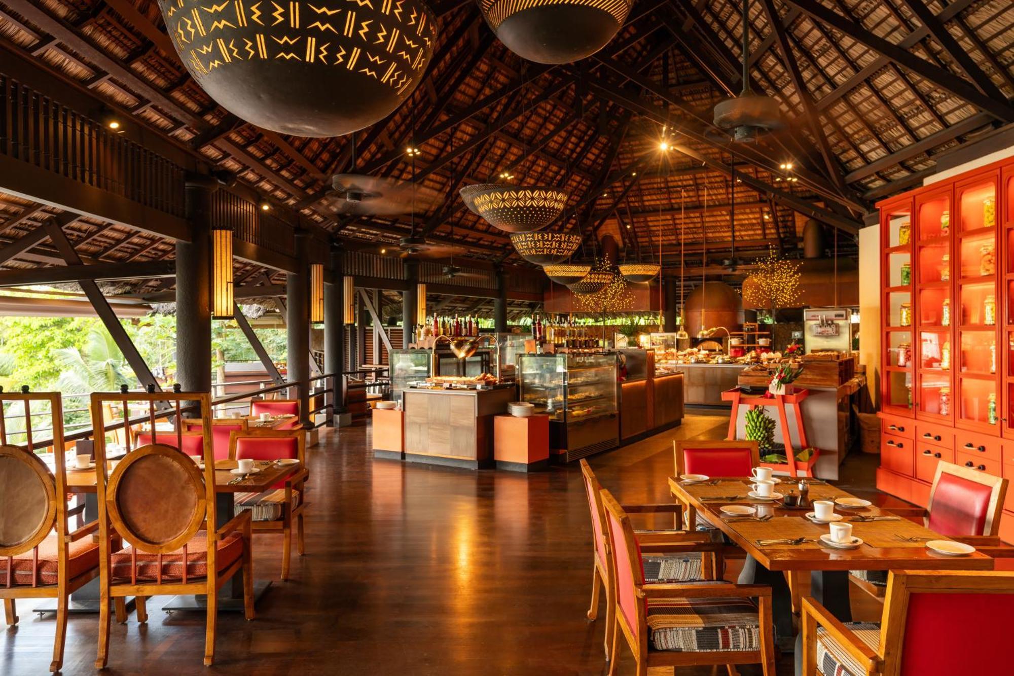 منتجع كونستانس ليمور إدارة آنس الكبرى المظهر الخارجي الصورة The interior of the restaurant